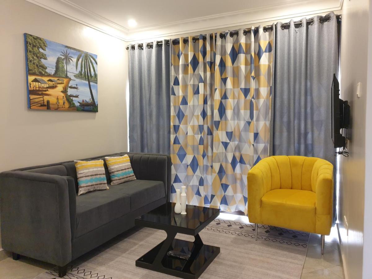 Blt Suites - Furnished Apartments 캄팔라 외부 사진