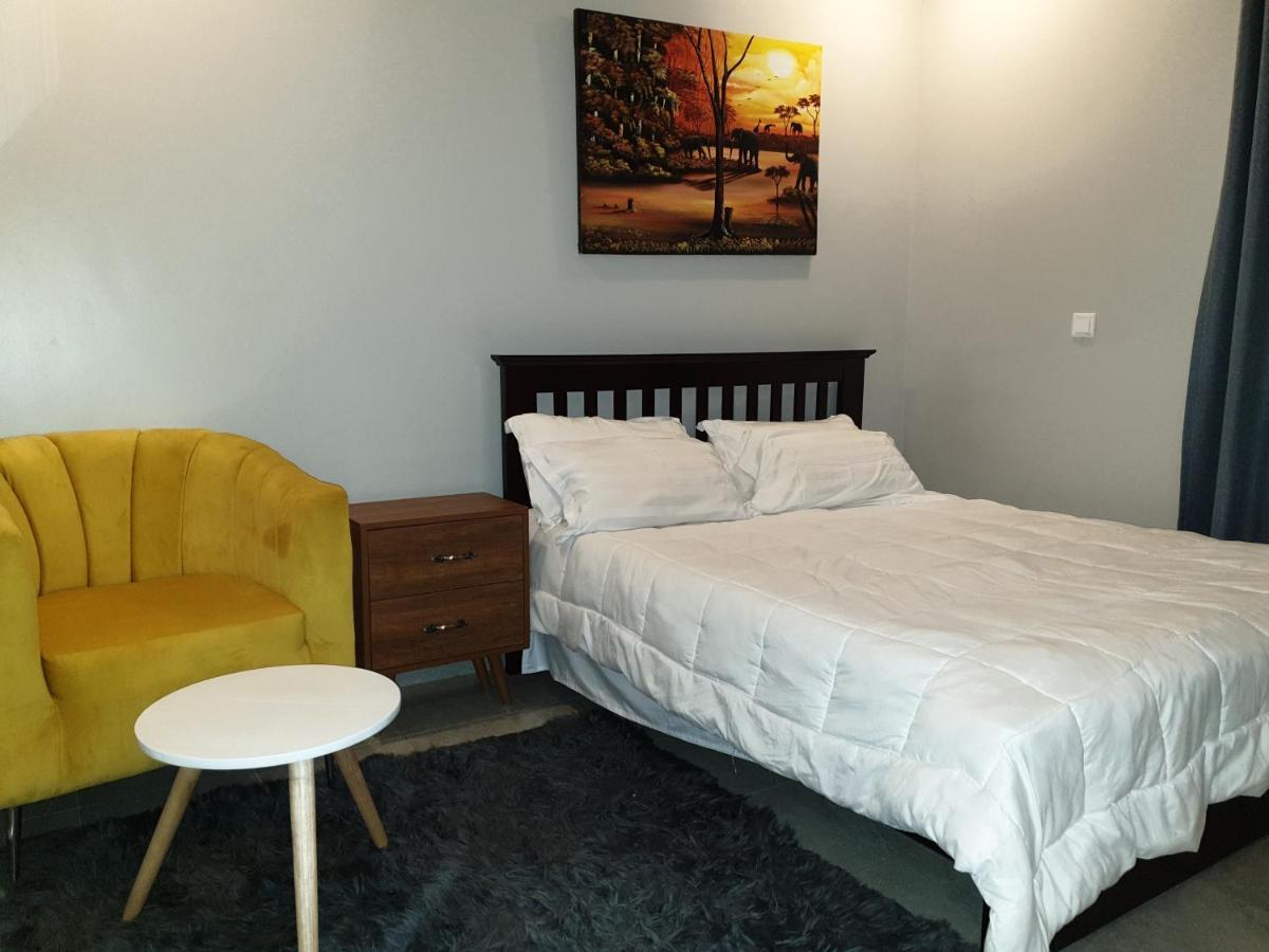 Blt Suites - Furnished Apartments 캄팔라 외부 사진